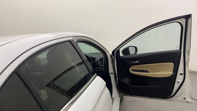 Second-hand 2022 Honda City ZX MT for sale in Hyderabad-16