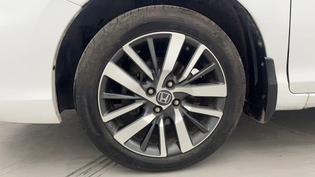 Second-hand 2022 Honda City ZX MT for sale in Hyderabad-20