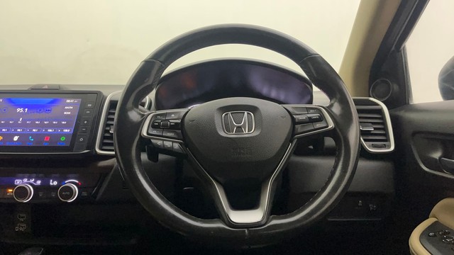Second-hand 2022 Honda City ZX MT for sale in Hyderabad-26