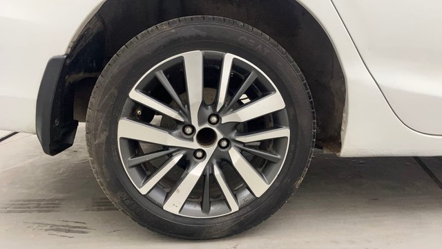 Second-hand 2022 Honda City ZX MT for sale in Hyderabad-18