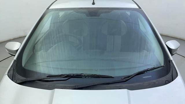 Second-hand 2018 Ford Figo Titanium AT 2019-2020 for sale in Ahmedabad-10