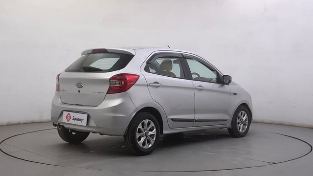 Second-hand 2018 Ford Figo Titanium AT 2019-2020 for sale in Ahmedabad-3