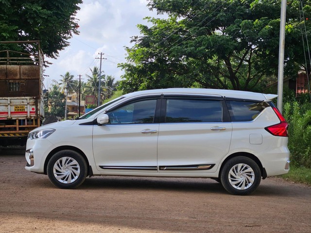 Second-hand 2021 Maruti Ertiga CNG VXI for sale in Kolhapur-9