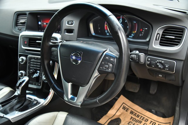 Second-hand 2018 Volvo S60 Cross Country D4 AWD for sale in Kolkata-12