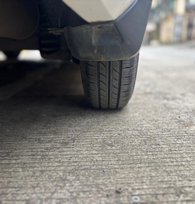 Maruti Swift Dzire 1.2 Lxi BSIV Second-hand 2011 Maruti Swift Dzire 1.2 Lxi BSIV for sale in Badlapur-8