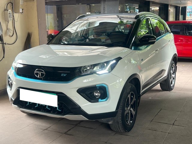 Second-hand 2021 Tata Nexon EV XZ Plus for sale in Kolkata-2