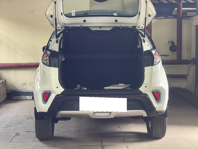 Second-hand 2021 Tata Nexon EV XZ Plus for sale in Kolkata-11