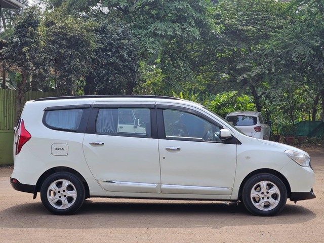 Second-hand 2015 Renault Lodgy Stepway 85PS RXZ 8S for sale in Kolhapur-1