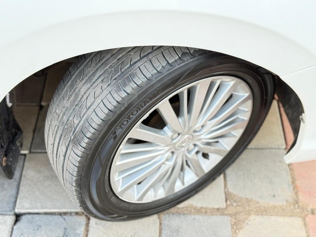 Second-hand 2021 Honda City V CVT for sale in Surat-5