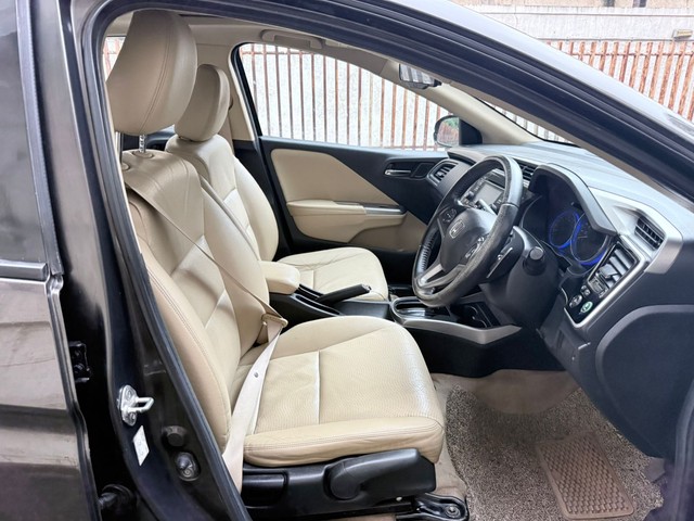 Second-hand 2015 Honda City i VTEC CVT VX for sale in Thane-10