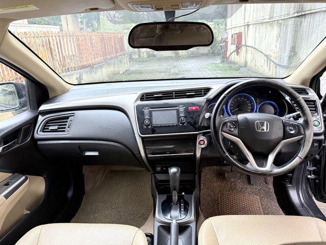 Second-hand 2015 Honda City i VTEC CVT VX for sale in Thane-14