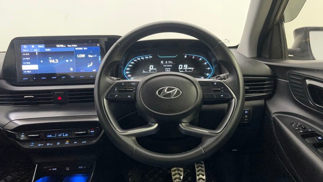 Second-hand 2021 Hyundai i20 Asta Turbo iMT for sale in Kolkata-32