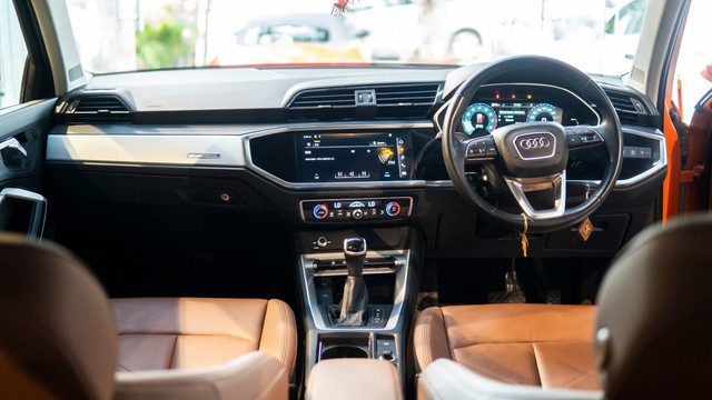 Second-hand 2024 Audi Q3 Premium Plus for sale in New Delhi-12