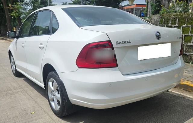 Second-hand 2015 Skoda Rapid 1.5 TDI AT Ambition for sale in Pune-7