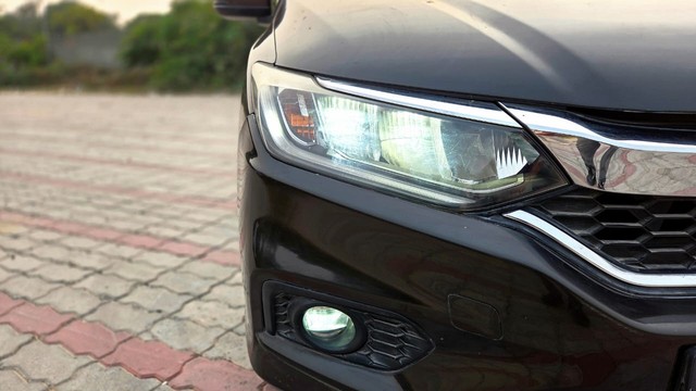 Second-hand 2018 Honda City i-VTEC CVT VX for sale in New Delhi-4