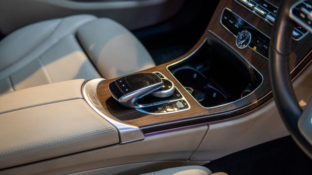 Second-hand 2019 Mercedes-Benz C-Class Progressive C 200 for sale in New Delhi-9