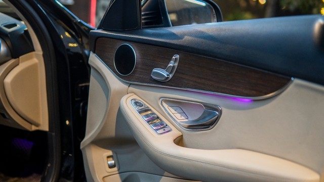 Second-hand 2019 Mercedes-Benz C-Class Progressive C 200 for sale in New Delhi-2