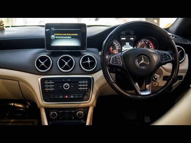 Second-hand 2016 Mercedes-Benz CLA 200 CGI Sport for sale in New Delhi-3