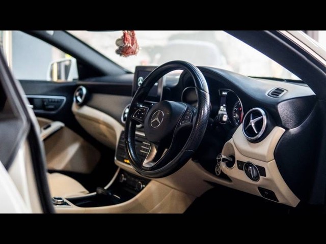 Second-hand 2016 Mercedes-Benz CLA 200 CGI Sport for sale in New Delhi-5