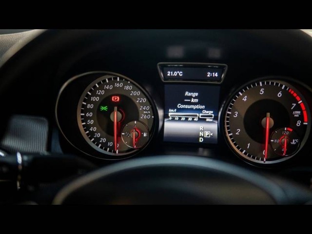 Second-hand 2016 Mercedes-Benz CLA 200 CGI Sport for sale in New Delhi-8
