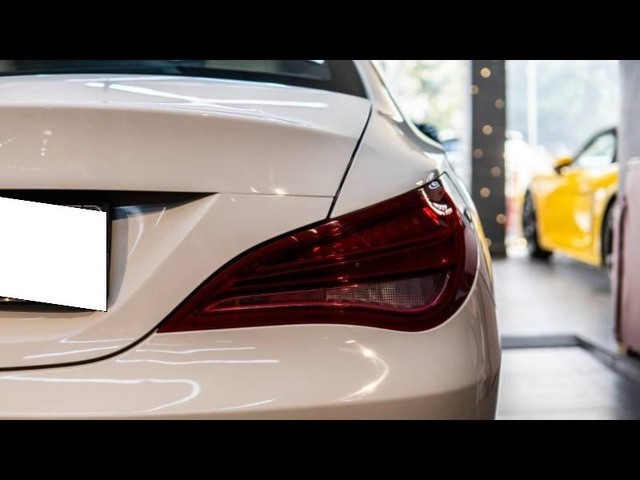 Second-hand 2016 Mercedes-Benz CLA 200 CGI Sport for sale in New Delhi-4