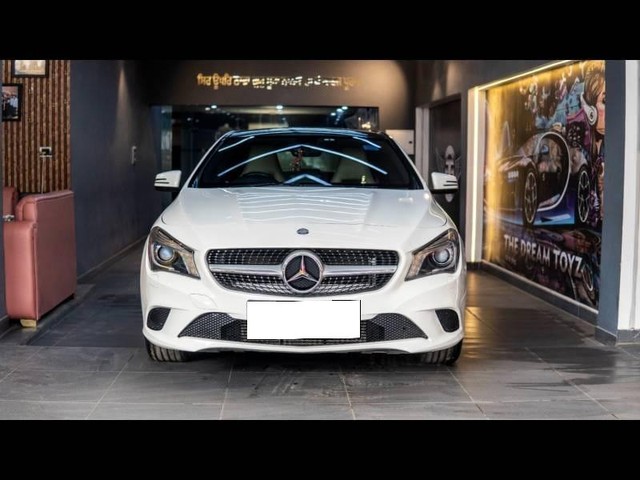 Second-hand 2016 Mercedes-Benz CLA 200 CGI Sport for sale in New Delhi-2