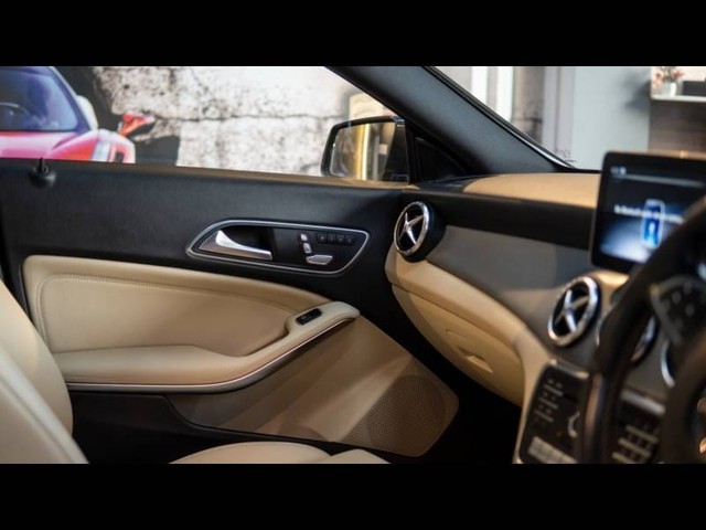 Second-hand 2019 Mercedes-Benz CLA 200 CGI Sport for sale in New Delhi-4
