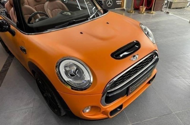 Second-hand 2018 Mini Cooper Convertible S for sale in New Delhi-4