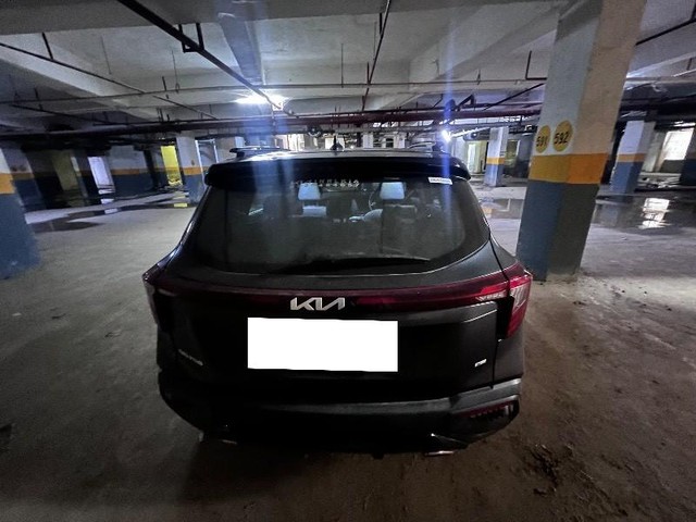 Second-hand 2024 Kia Seltos X-Line Turbo DCT for sale in Greater Noida