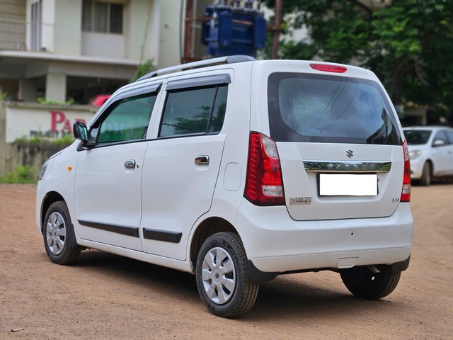 Second-hand 2014 Maruti Wagon R LXI BS IV for sale in Kolhapur