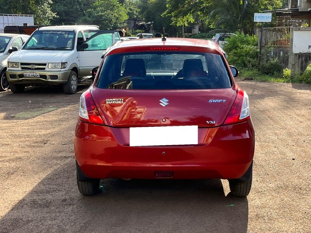 Second-hand 2012 Maruti Swift VXI for sale in Kolhapur-2