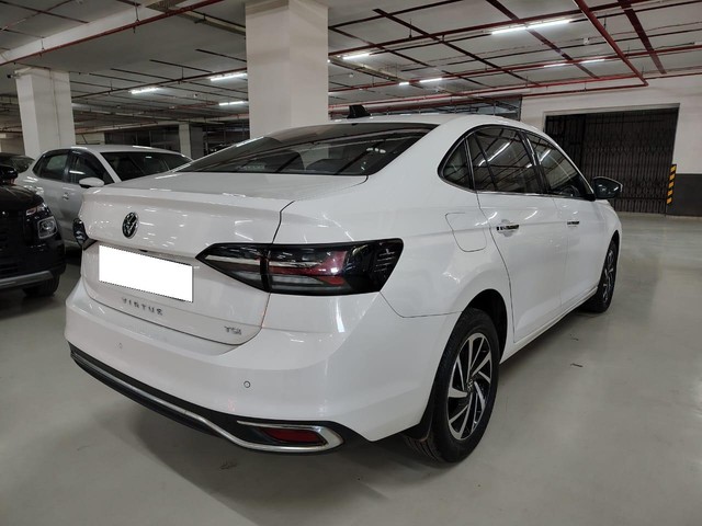 Second-hand 2022 Volkswagen Virtus Topline AT BSVI for sale in Pune-9