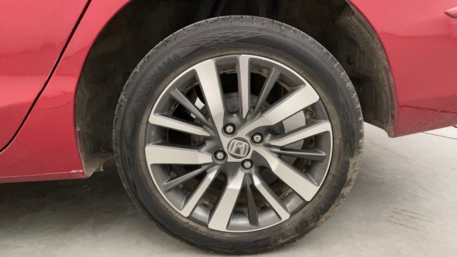 Second-hand 2021 Honda City ZX MT for sale in Chennai-19