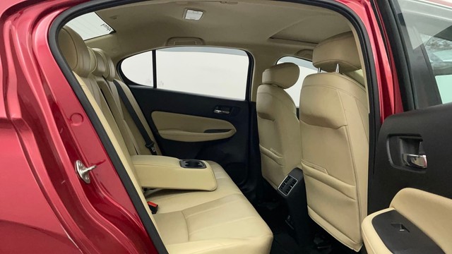 Second-hand 2021 Honda City ZX MT for sale in Chennai-29