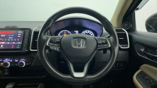 Second-hand 2021 Honda City ZX MT for sale in Chennai-23