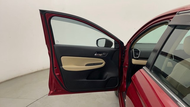 Second-hand 2021 Honda City ZX MT for sale in Chennai-24