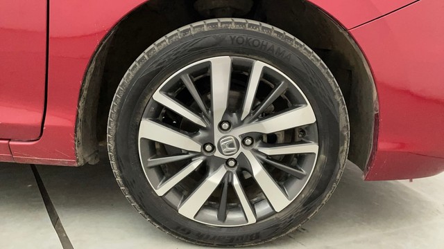 Second-hand 2021 Honda City ZX MT for sale in Chennai-17