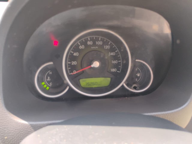 Second-hand 2015 Hyundai EON Sportz for sale in Thane-12