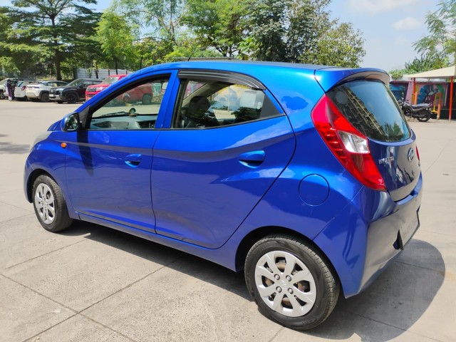 Second-hand 2015 Hyundai EON Sportz for sale in Thane-2