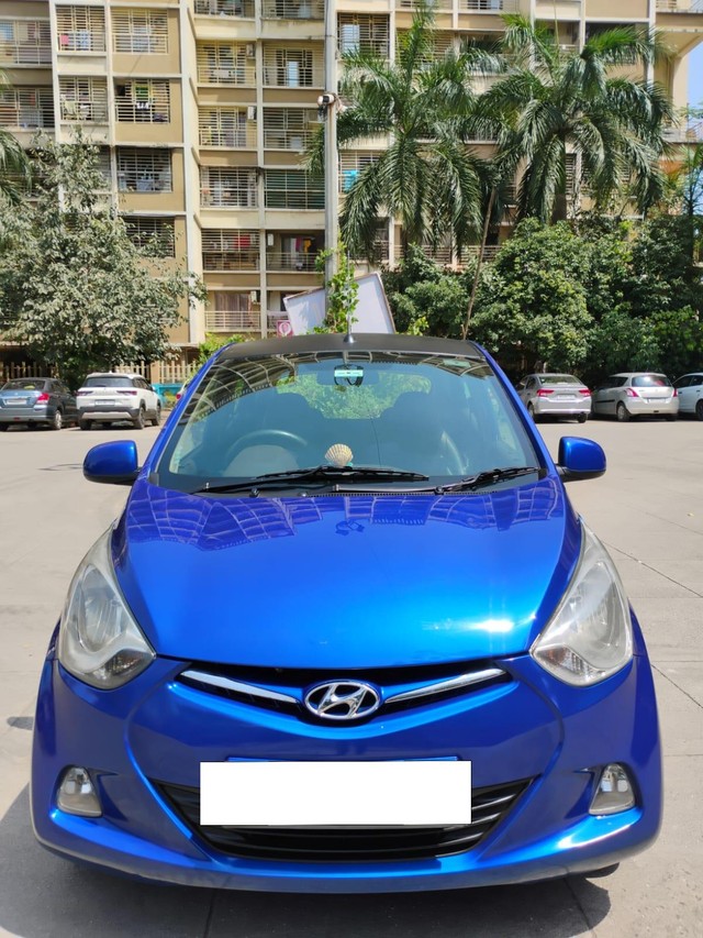 Second-hand 2015 Hyundai EON Sportz for sale in Thane-4