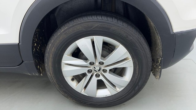 Second-hand 2023 Skoda Kushaq 1.5 TSI Ambition for sale in Noida-19