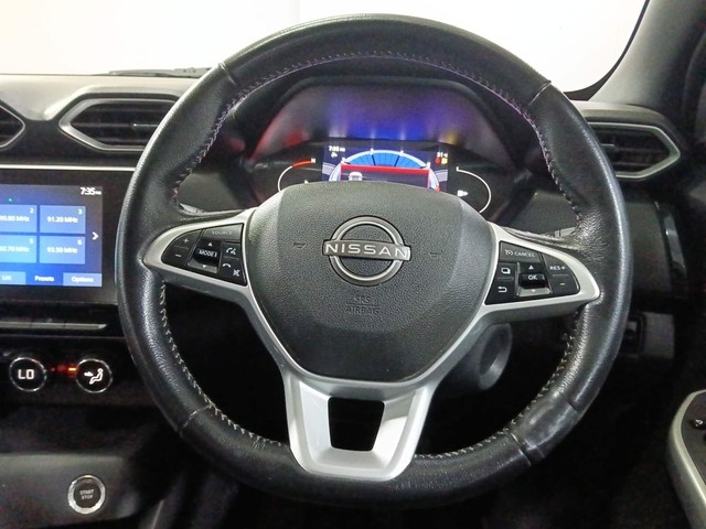 Second-hand 2021 Nissan Magnite Turbo CVT XV Premium for sale in Kochi-34