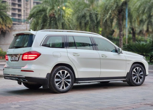 Second-hand 2019 Mercedes-Benz GLS 350d 4MATIC for sale in New Delhi-5