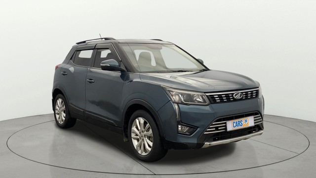 Mahindra XUV300 W8 BSIV Second-hand 2019 Mahindra XUV300 W8 BSIV for sale in Lucknow-0