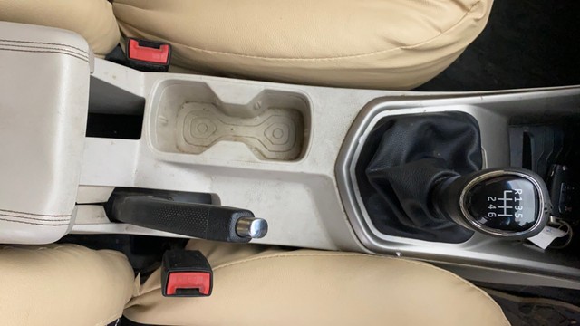 Mahindra XUV300 W8 BSIV Second-hand 2019 Mahindra XUV300 W8 BSIV for sale in Lucknow-13