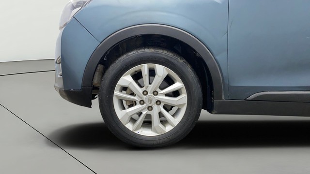 Mahindra XUV300 W8 BSIV Second-hand 2019 Mahindra XUV300 W8 BSIV for sale in Lucknow-26