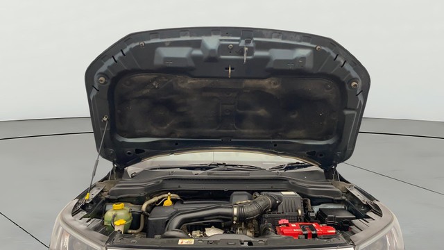 Mahindra XUV300 W8 BSIV Second-hand 2019 Mahindra XUV300 W8 BSIV for sale in Lucknow-9