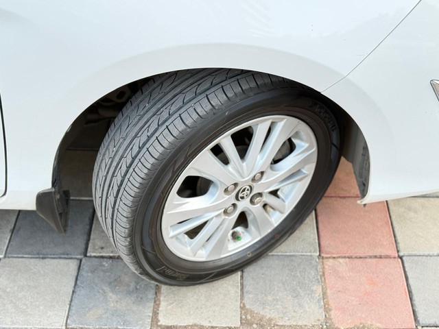 Second-hand 2018 Toyota Yaris VX CVT BSIV for sale in Surat-7