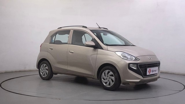 Second-hand 2019 Hyundai Santro Sportz CNG for sale in Ahmedabad-1