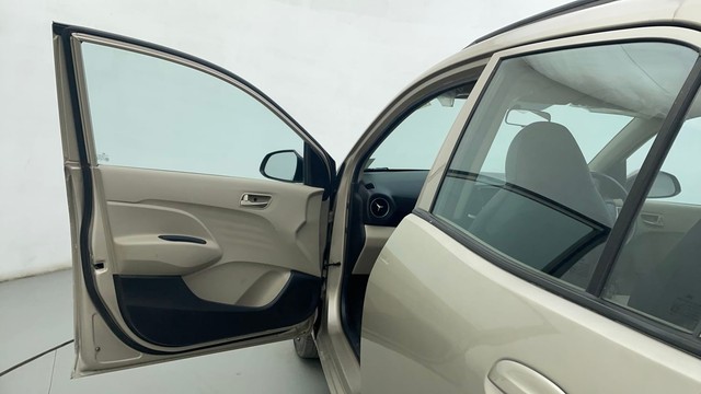 Second-hand 2019 Hyundai Santro Sportz CNG for sale in Ahmedabad-27
